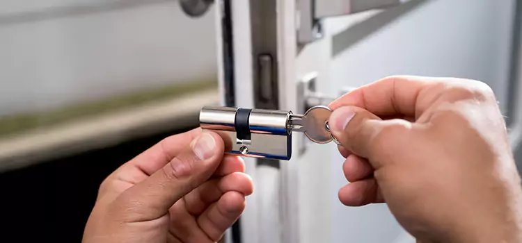 Emergency Locksmith for House McNair